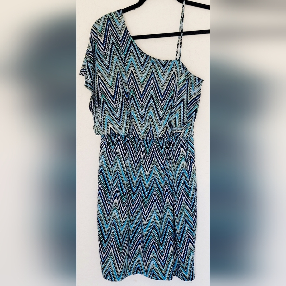 VTG Y2K Sweet Storm One Shoulder Cheveron Print Mini Dress